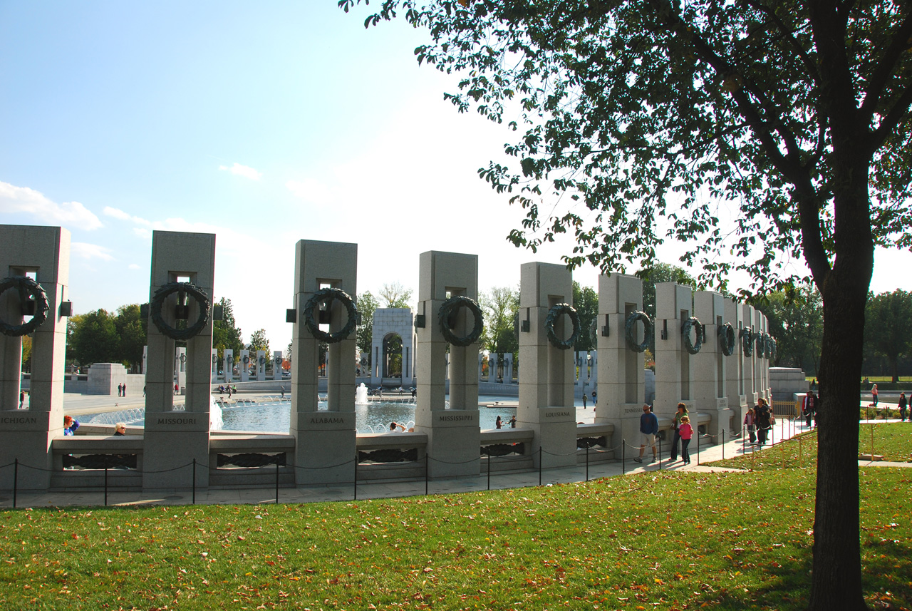 2010-10-31, 048, National WW II Merorial, Washington, DC