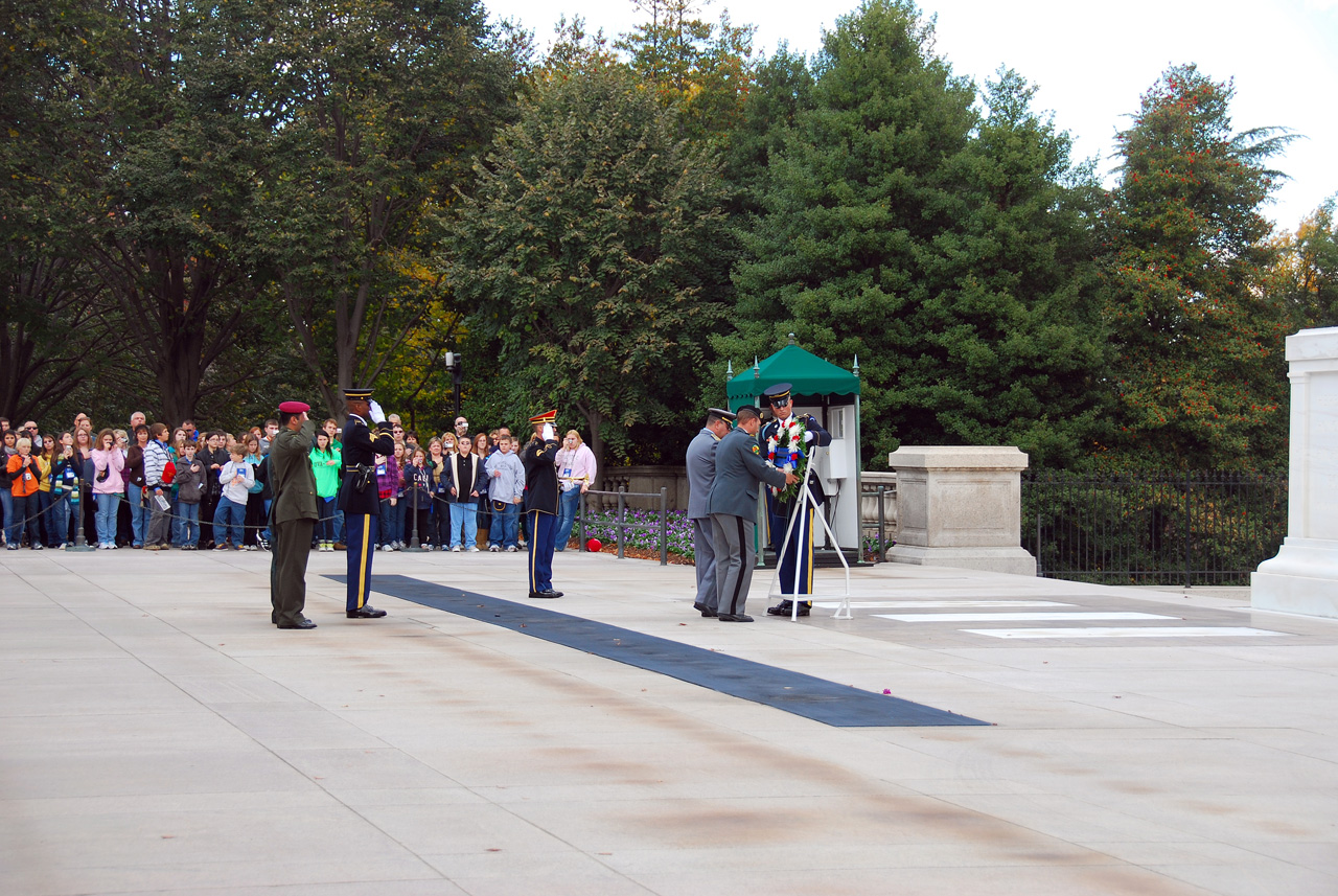 2010-11-05, 028, Arlington Cemetery - Tomb of the Unknowns, Washington, DC