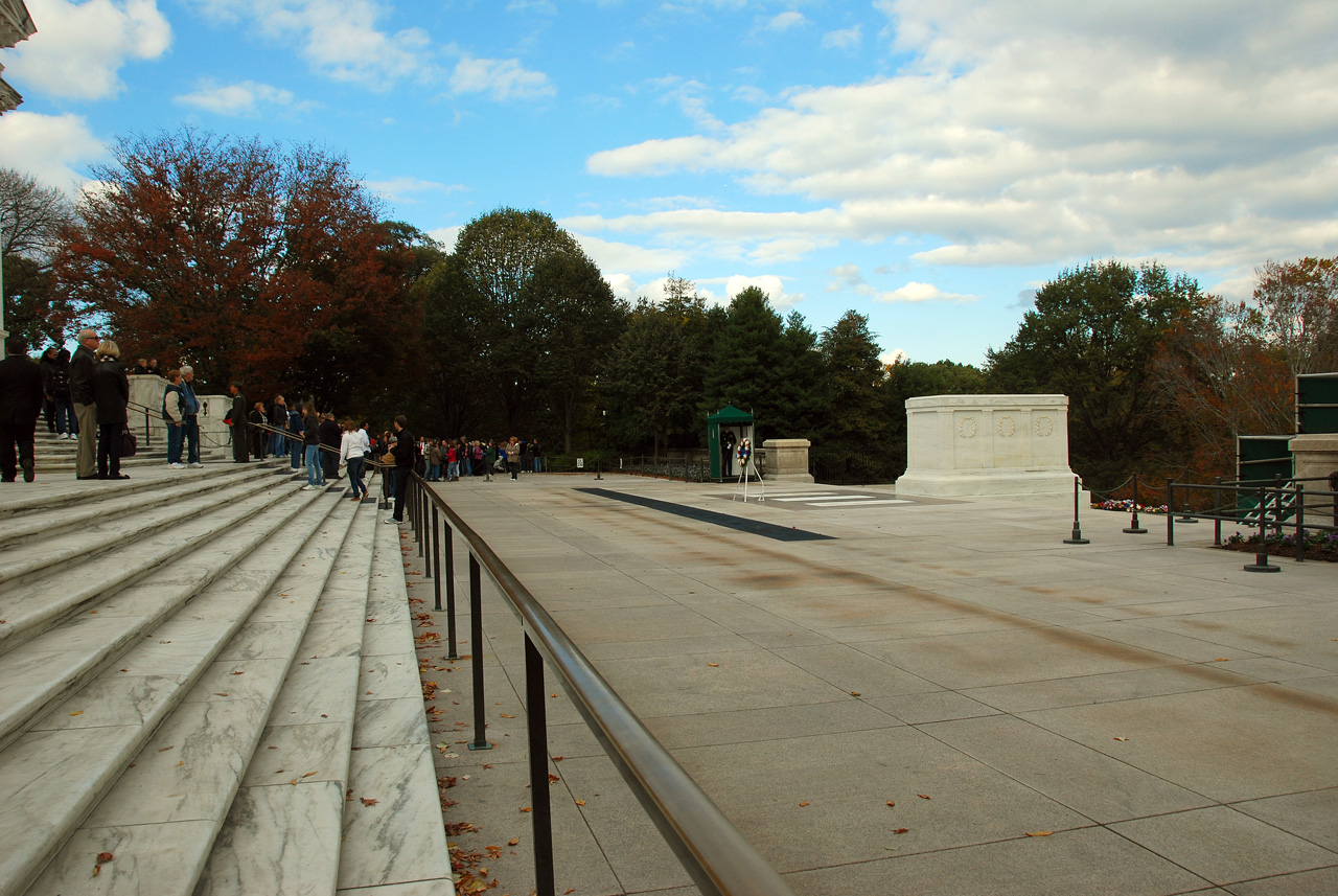 2010-11-05, 032, Arlington Cemetery - Tomb of the Unknowns, Washington, DC