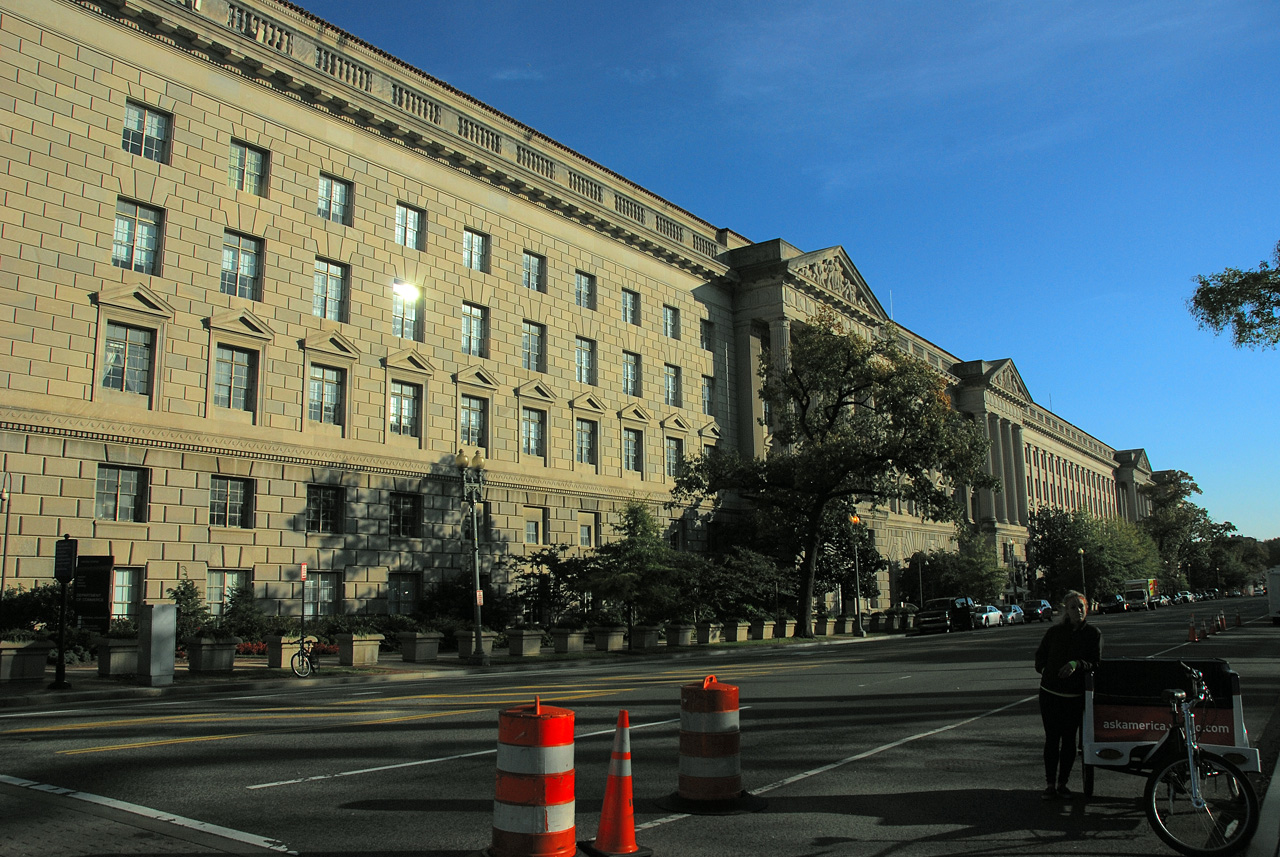 2010-11-08, 177, Pennsylvania Ave, Washington, DC