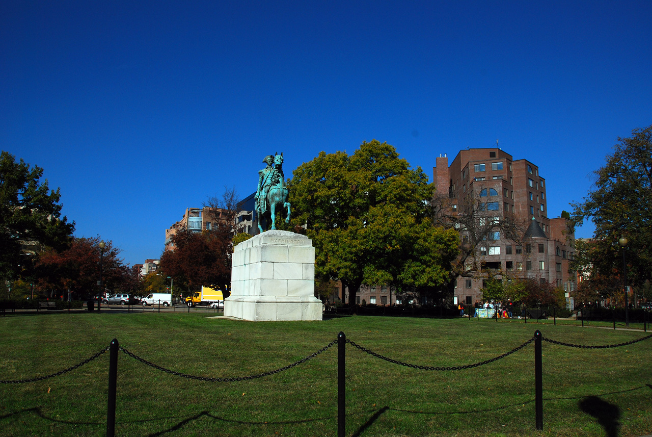 2010-11-09, 002, Washington Circle, Washington, DC