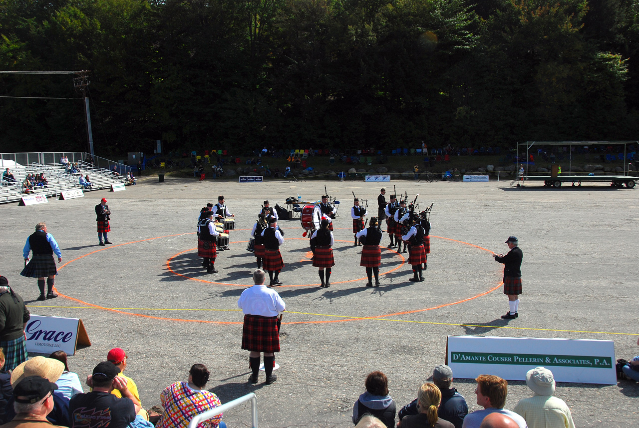 2011-09-17, 075, Pipe Band Competition, The Highland Games