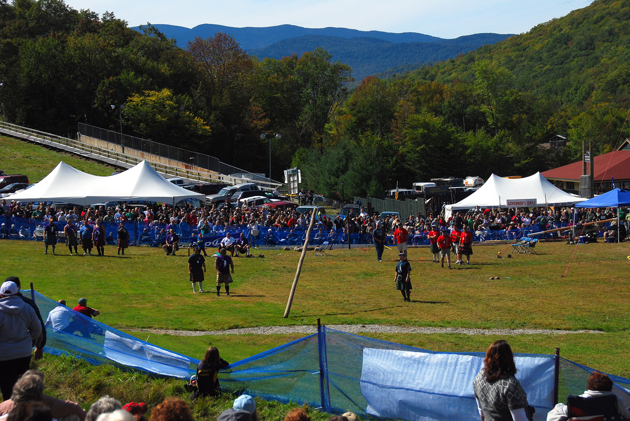 2011-09-17, 128, Pole Toss, The Highland Games