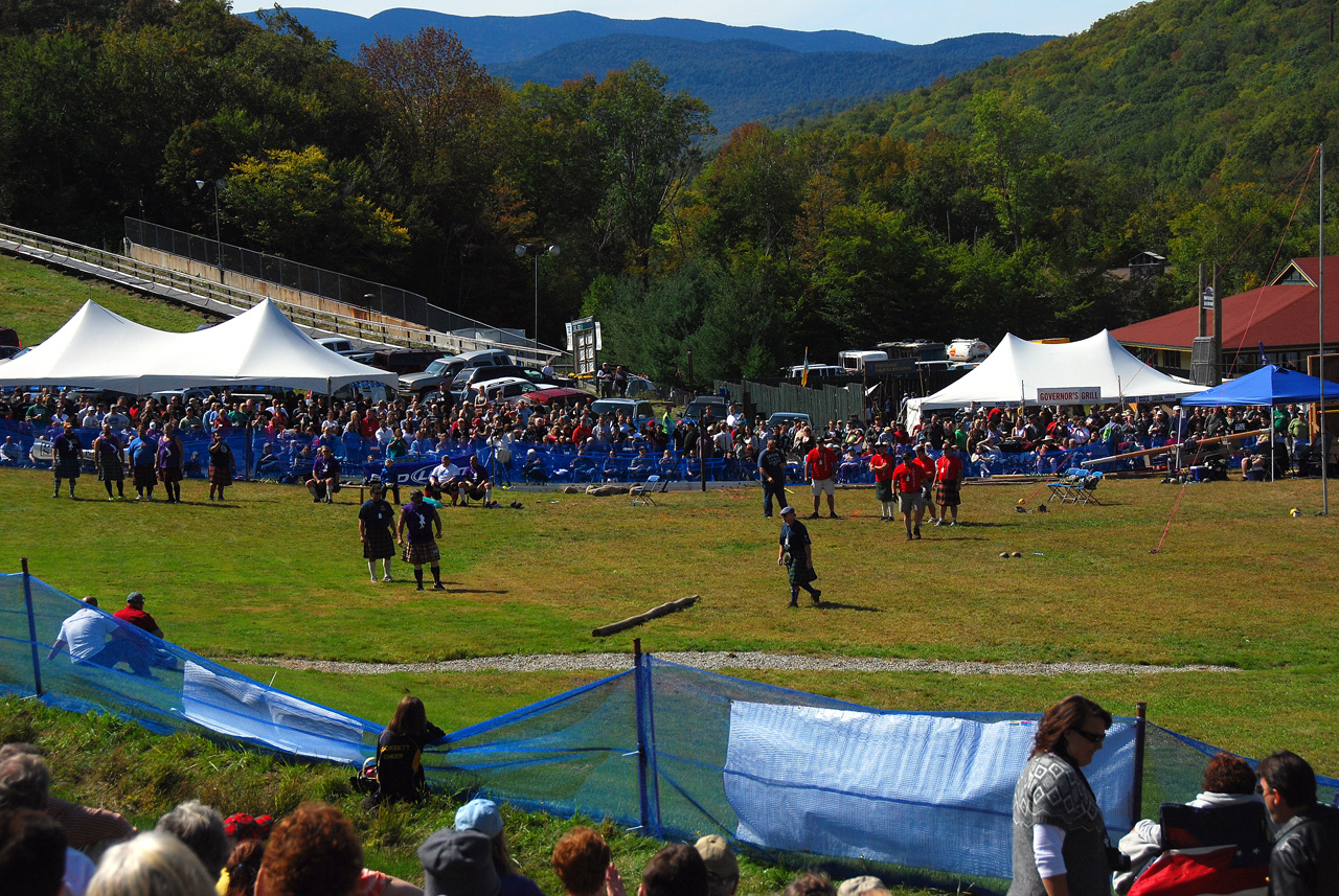 2011-09-17, 129, Pole Toss, The Highland Games
