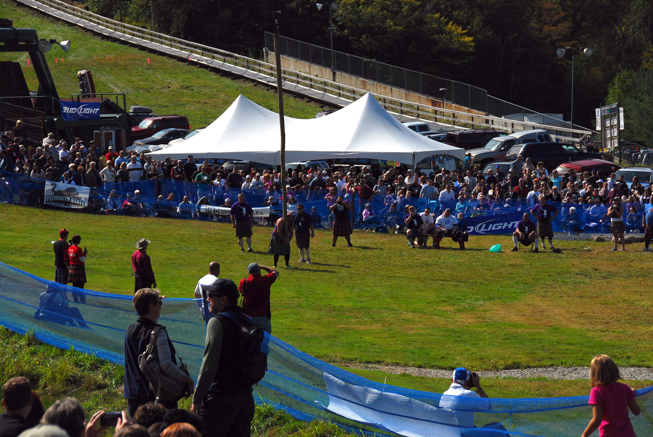 2011-09-17, 219, Pole Toss, The Highland Games