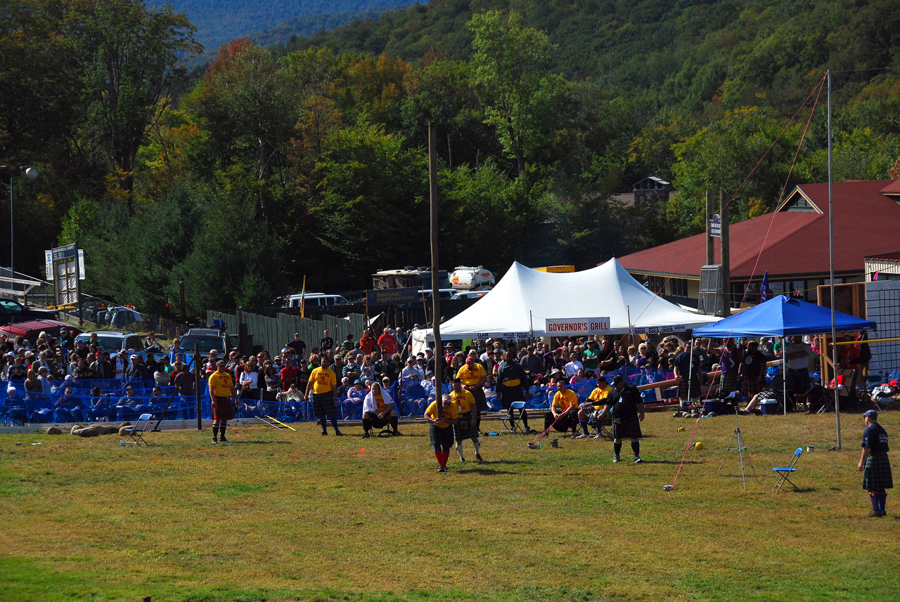 2011-09-17, 291, Pole Toss, The Highland Games