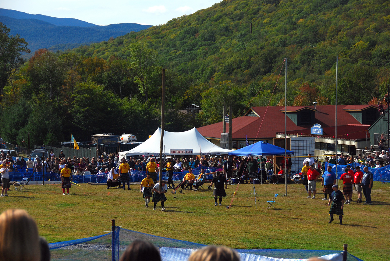 2011-09-17, 322, Pole Toss, The Highland Games