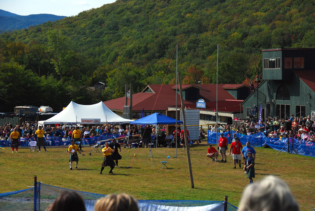 2011-09-17, 353, Pole Toss, The Highland Games