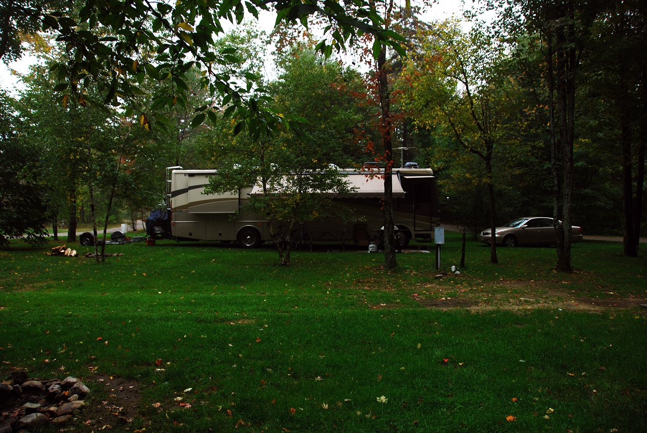 2011-09-29, 008, High Falls River Campground, NY
