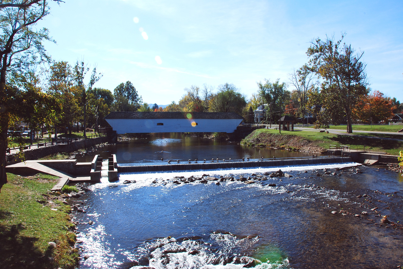 2011-10-23, 002, Doe River Covered Bridge, Elizabethton, TN