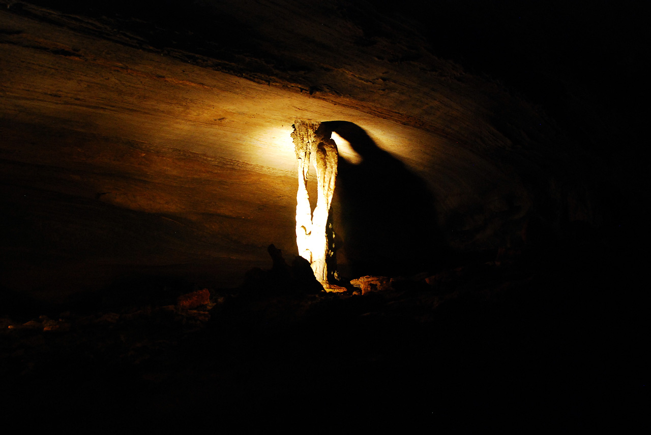 2011-10-25, 044, Bristol Caverns, Bristol, TN