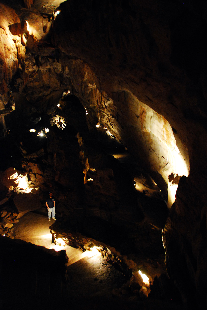 2011-10-25, 045, Bristol Caverns, Bristol, TN