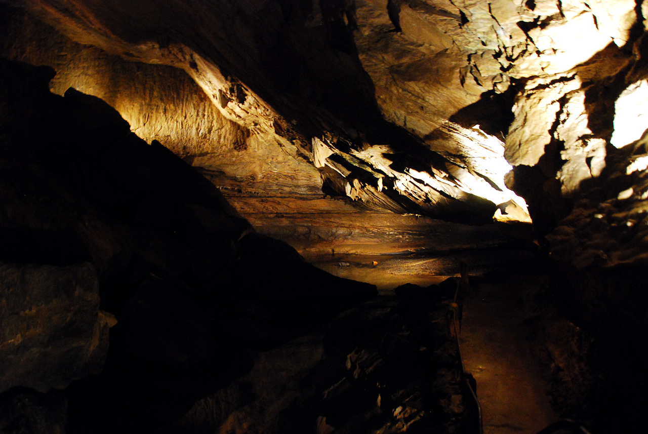 2011-10-25, 047, Bristol Caverns, Bristol, TN