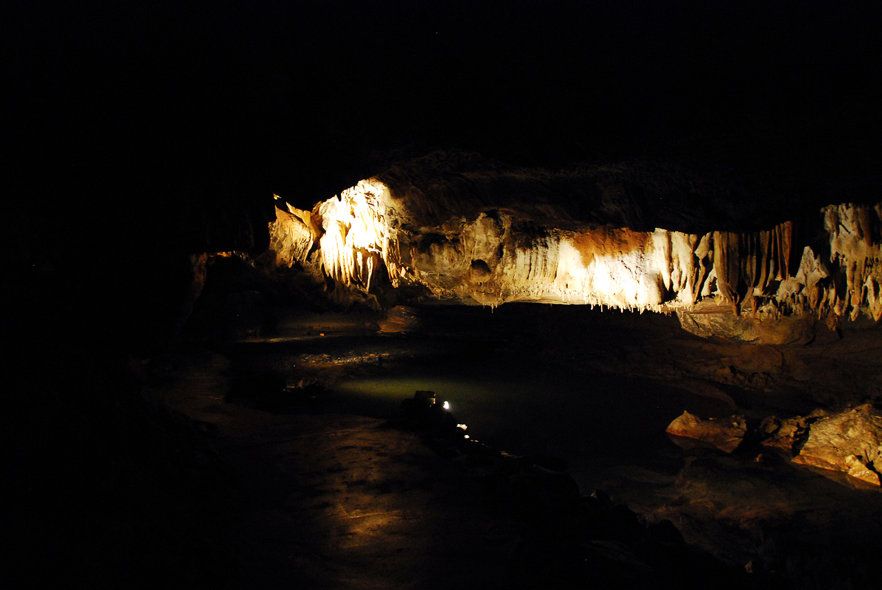 2011-10-25, 049, Bristol Caverns, Bristol, TN