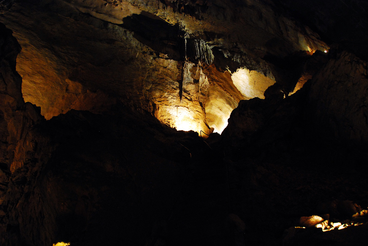 2011-10-25, 050, Bristol Caverns, Bristol, TN