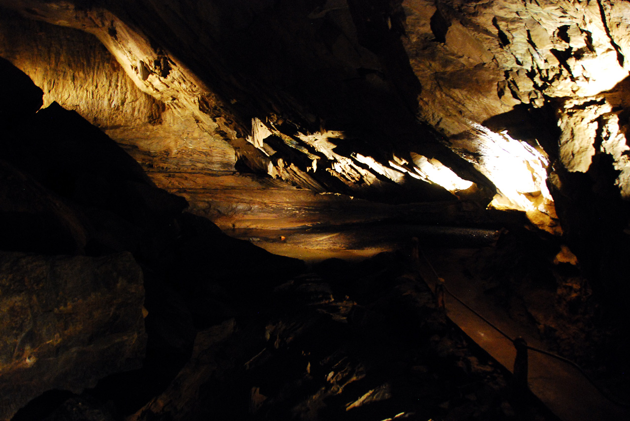 2011-10-25, 052, Bristol Caverns, Bristol, TN