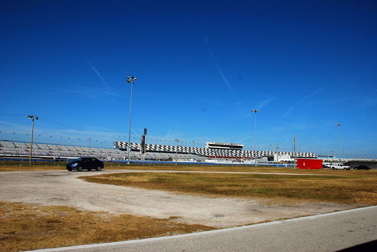 2011-12-07, 017, Daytona International Speedway