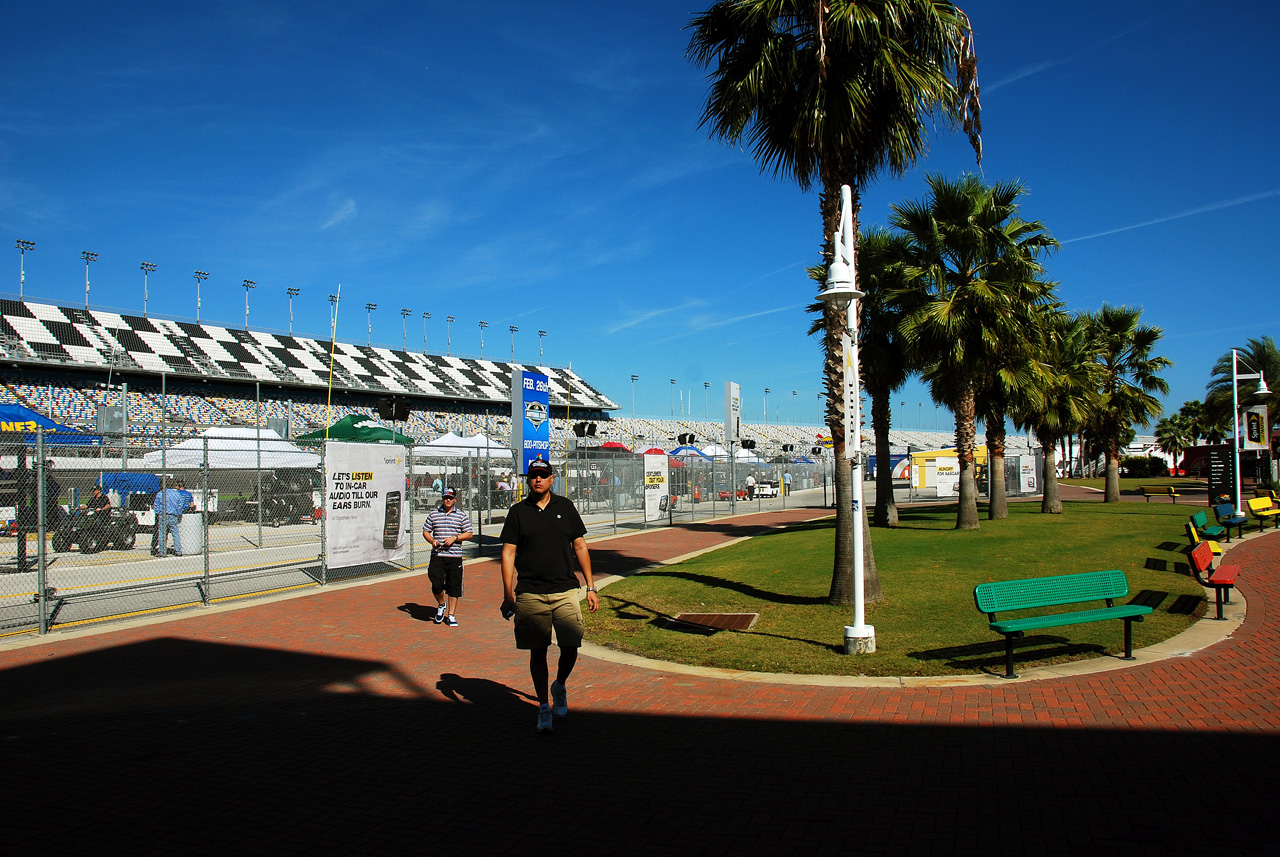 2011-12-07, 045, Daytona International Speedway