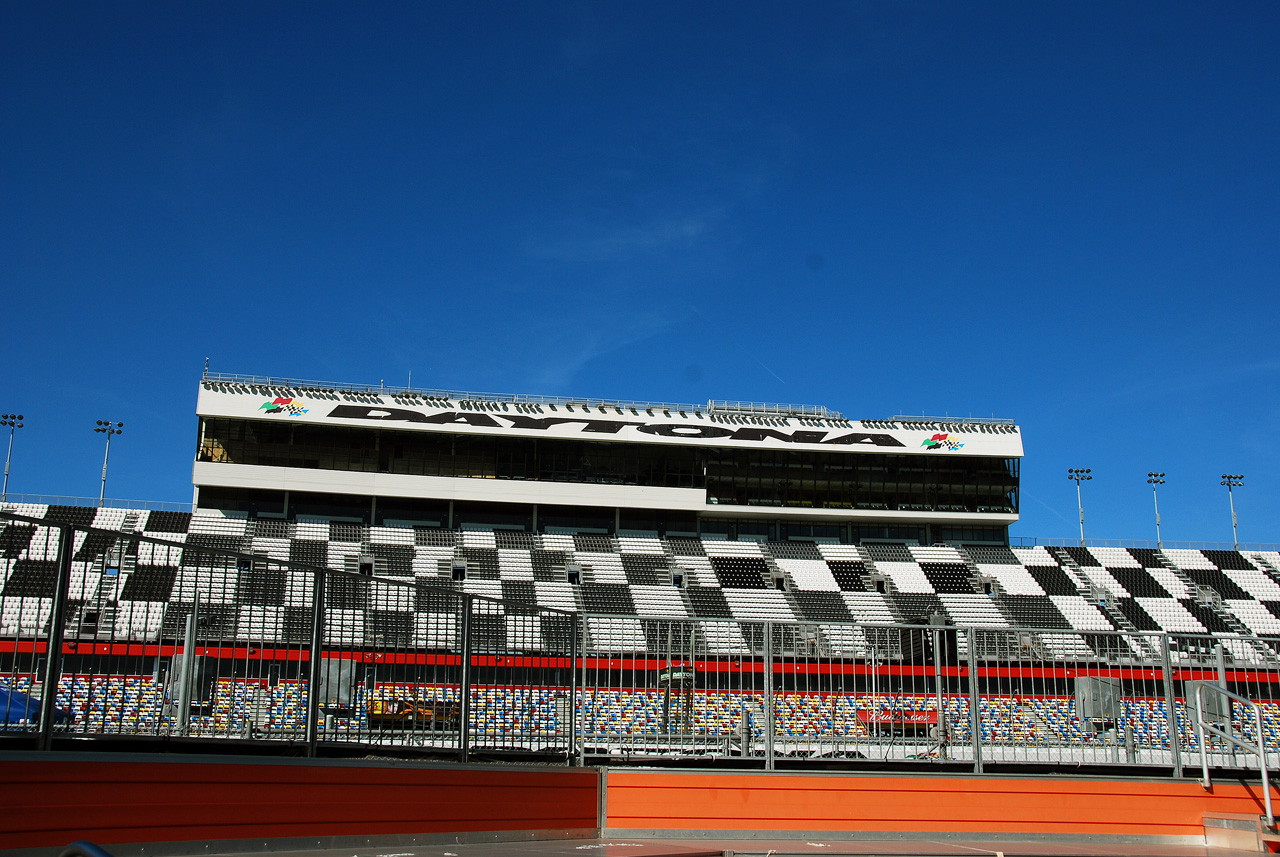 2011-12-07, 050, Daytona International Speedway