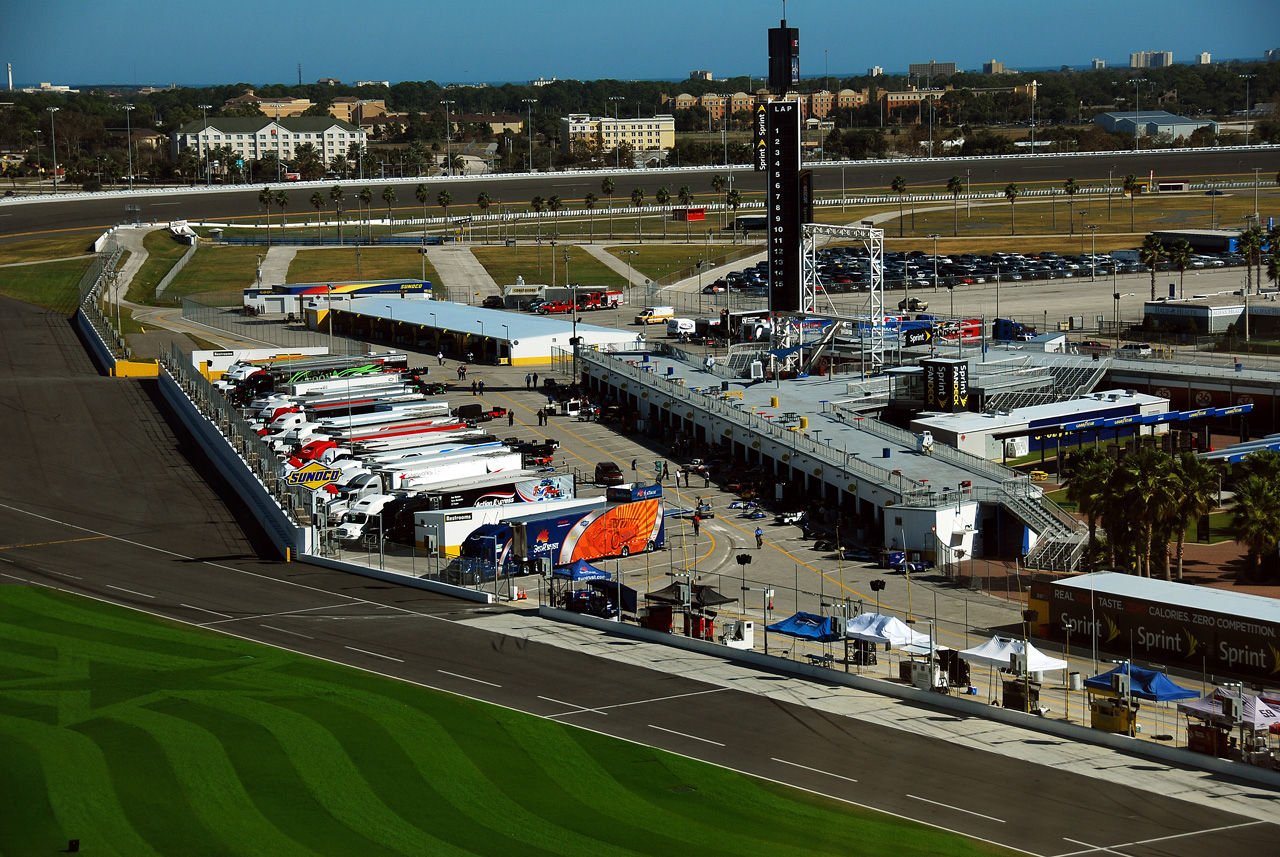 2011-12-07, 075, Daytona International Speedway