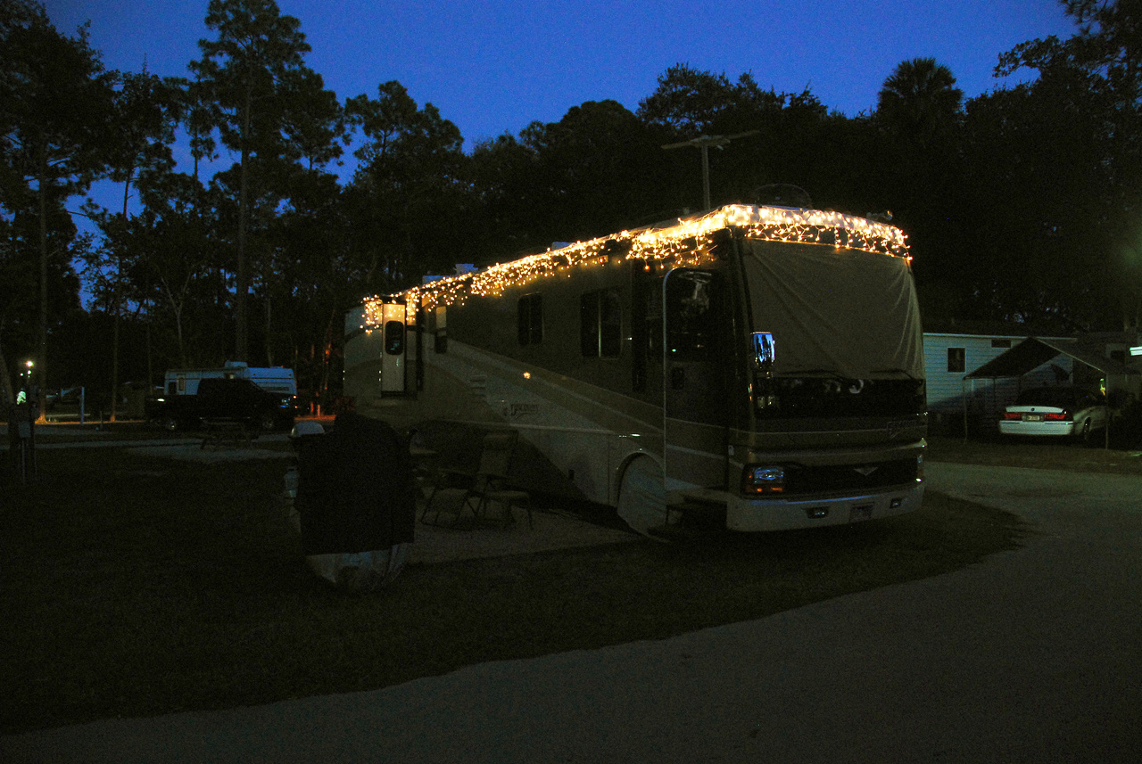2011-12-04, 010, Town and Country RV Resort, FL