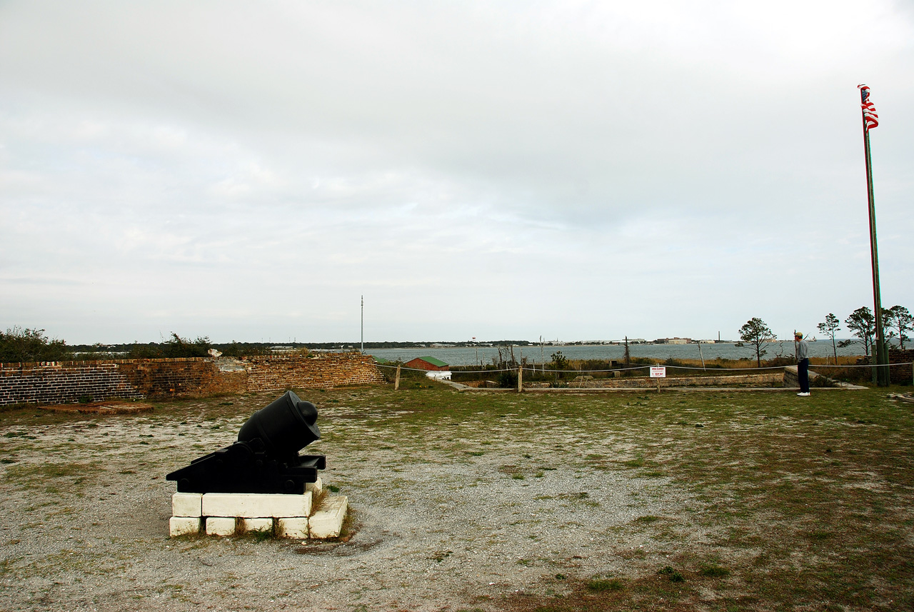 2012-01-24, 053, Fort Pickens