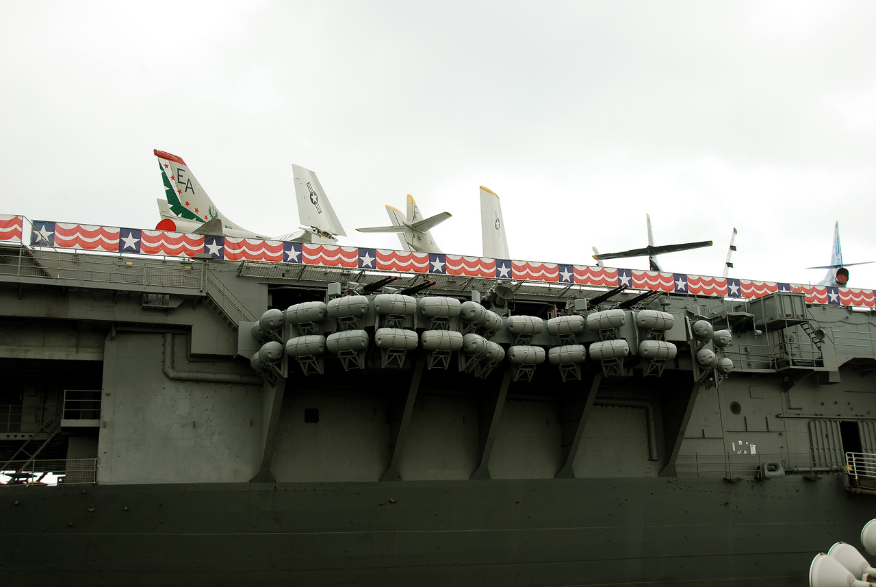 2012-02-15, 004, USS Lexington