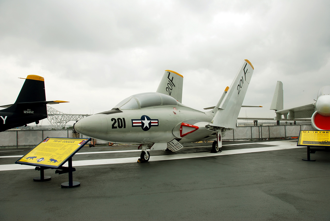 2012-02-15, 038, USS Lexington