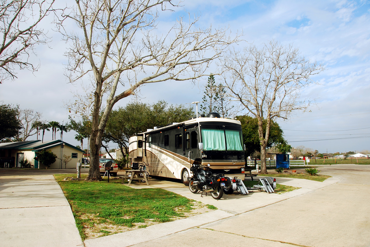 2012-02-10, 001, Colonia del Rey RV Park, TX