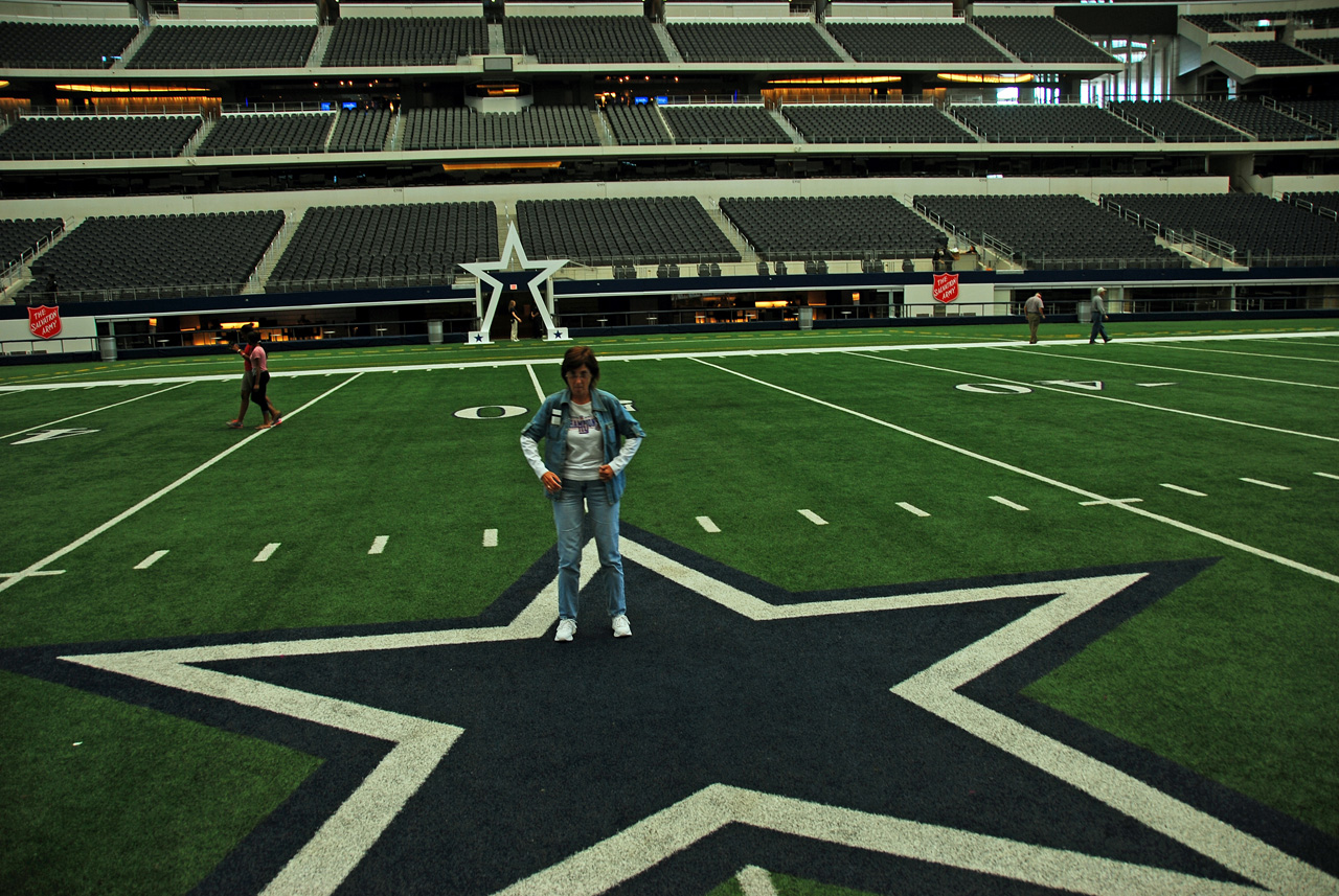 2012-03-21, 085, Cowboys Stadium Tour