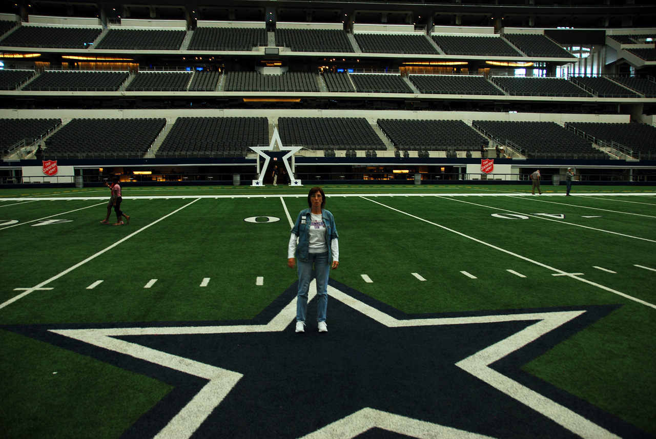 2012-03-21, 086, Cowboys Stadium Tour
