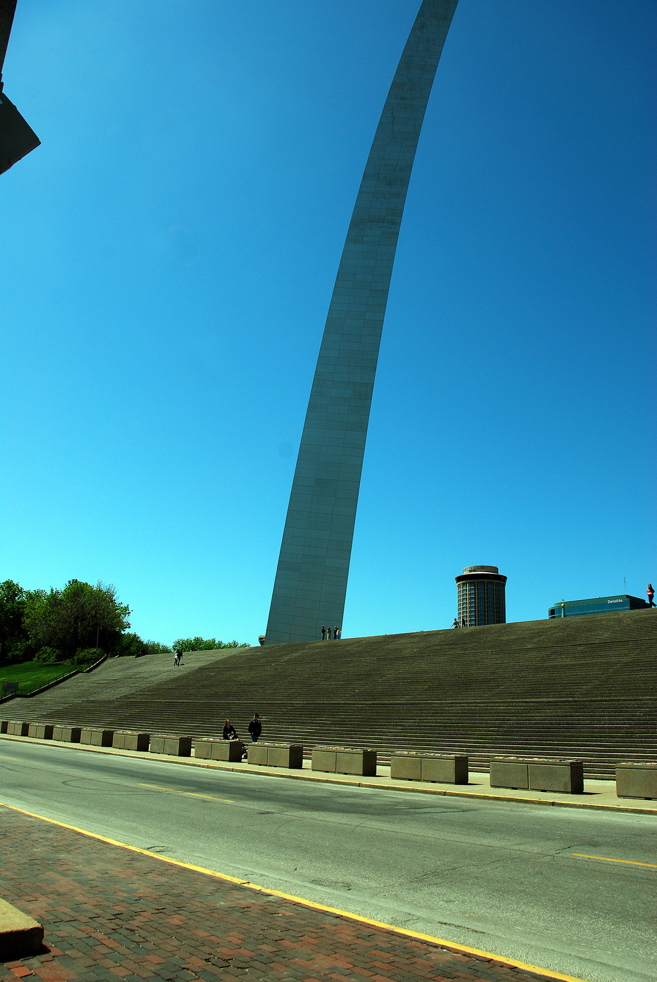 2012-04-09, 048, The Arch, MO