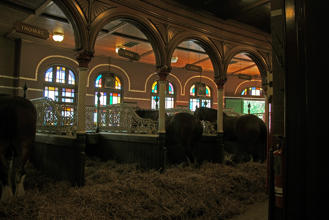 2012-04-11, 011, Budweiser Tour, St Louis, MO