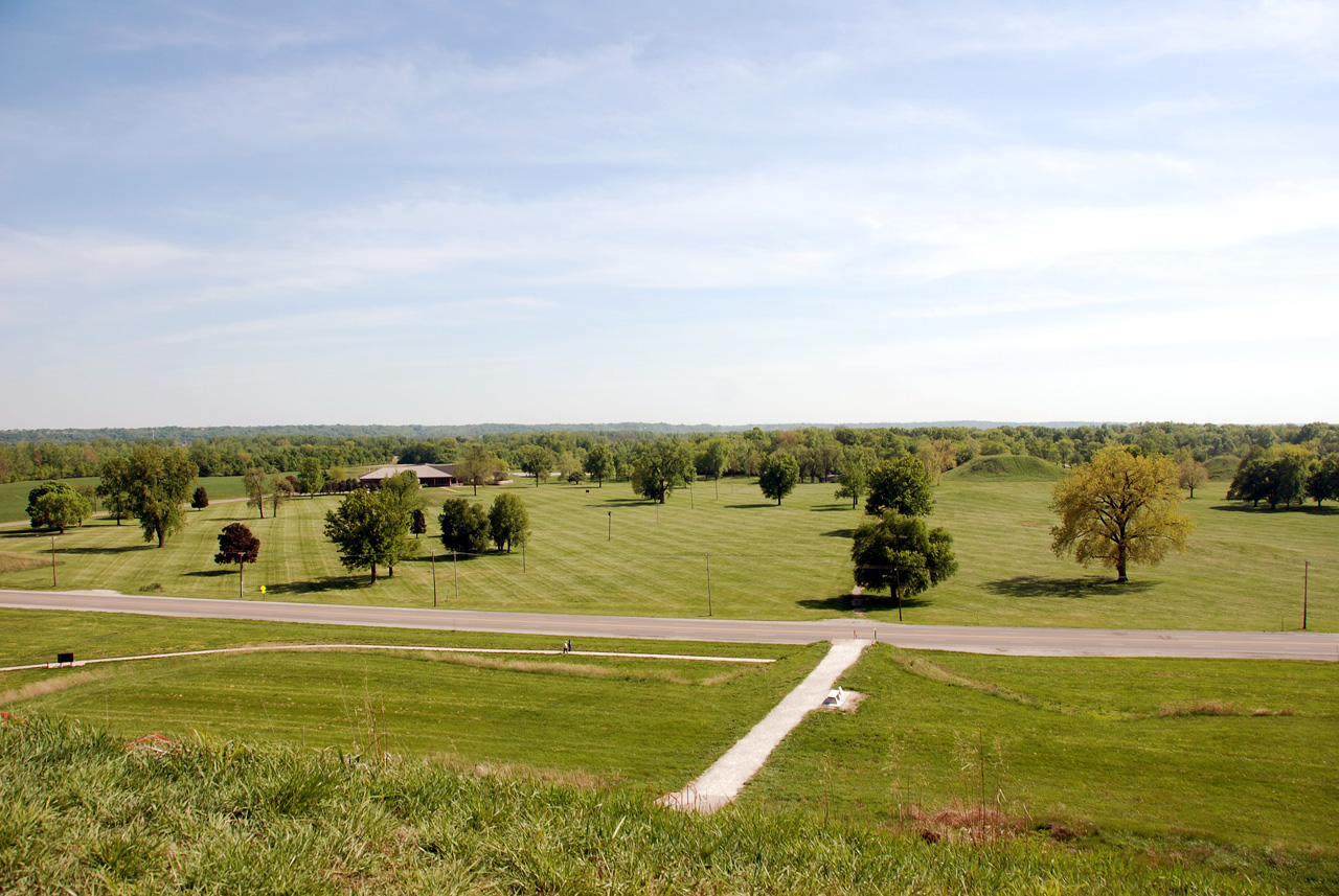 2012-04-12, 058, Monks Mound, S view