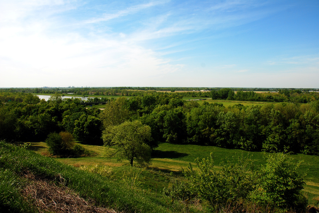 2012-04-12, 072, Monks Mound, NE view