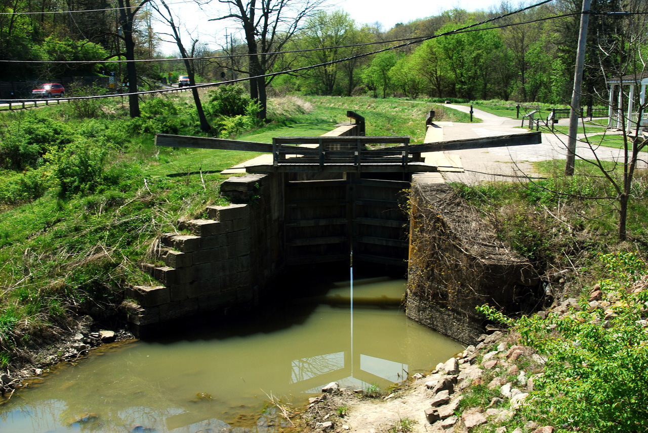 2012-04-25, 006, Lock 38 Area