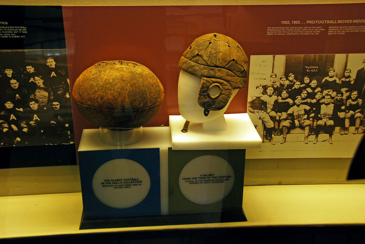2012-04-23, 005, Football and Helmet