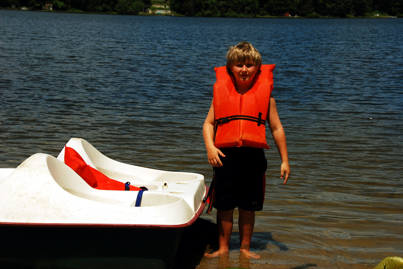 2012-06-06, 005, Paddle Boating