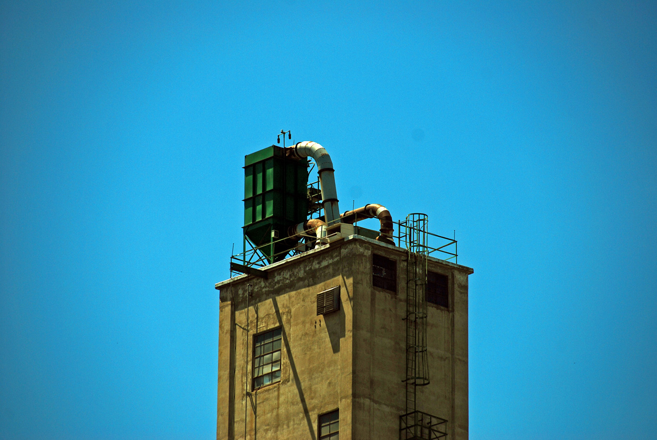 2012-06-12, 004, Peregrines  Nest