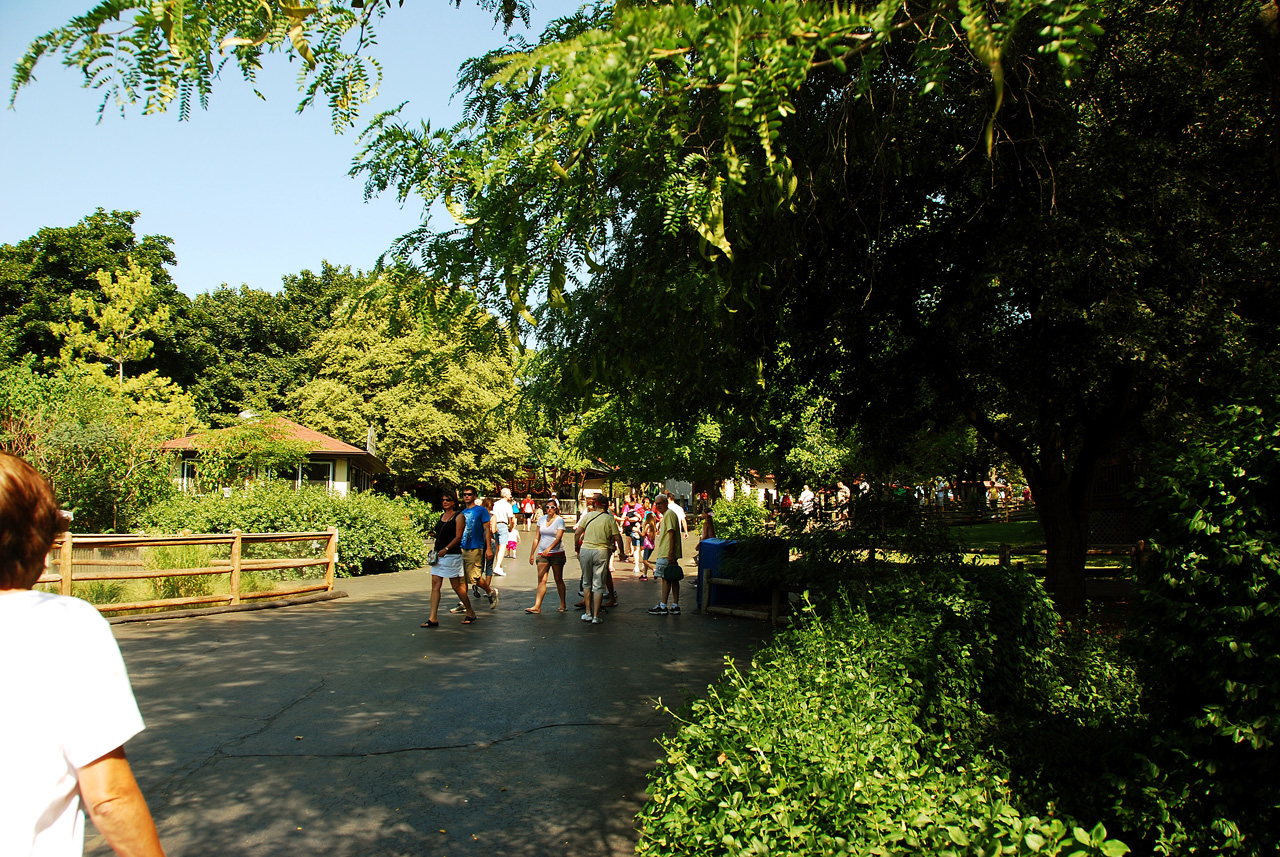 2012-06-28, 017, Grant's Farm, MO