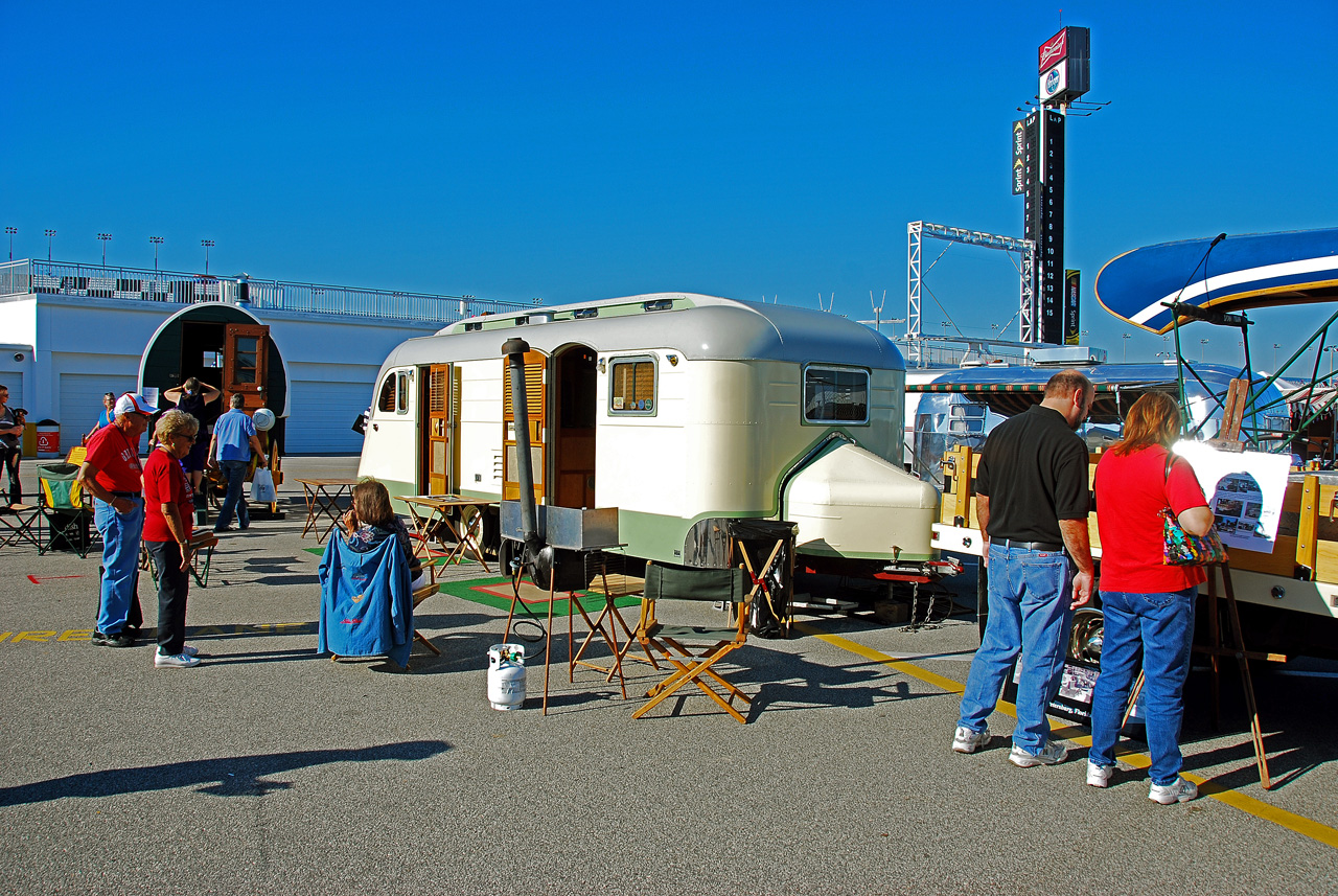 2012-11-02, 013, Vintage Village at Rally