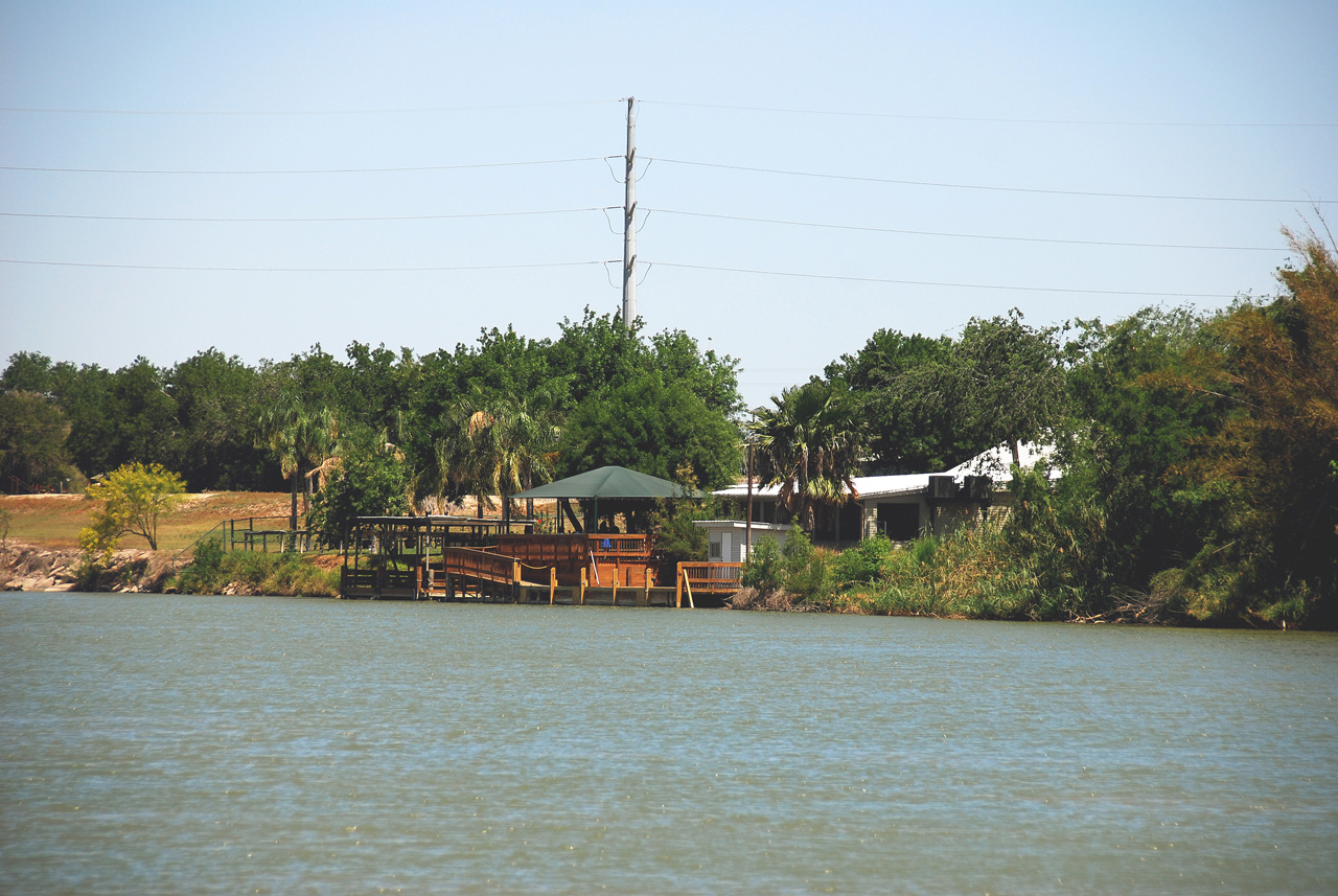 2013-04-04, 008, Rio Grande Riverboat trip, Launch