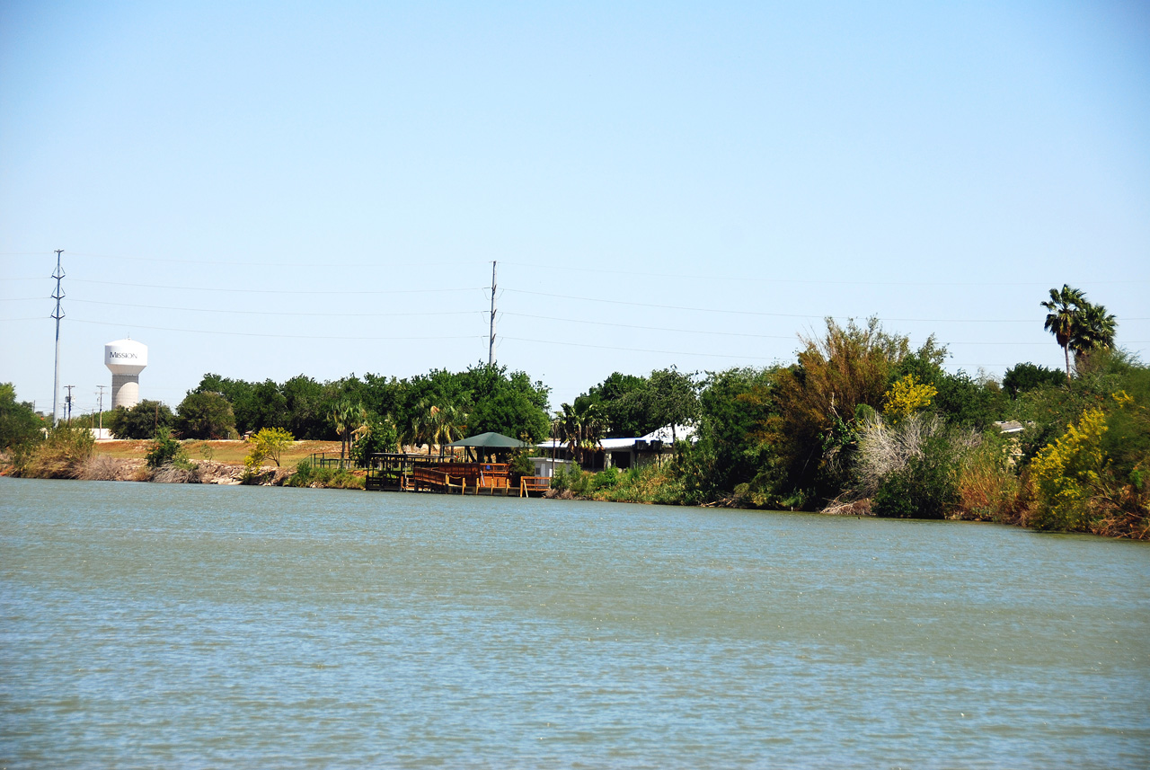 2013-04-04, 009, Rio Grande Riverboat trip, Launch