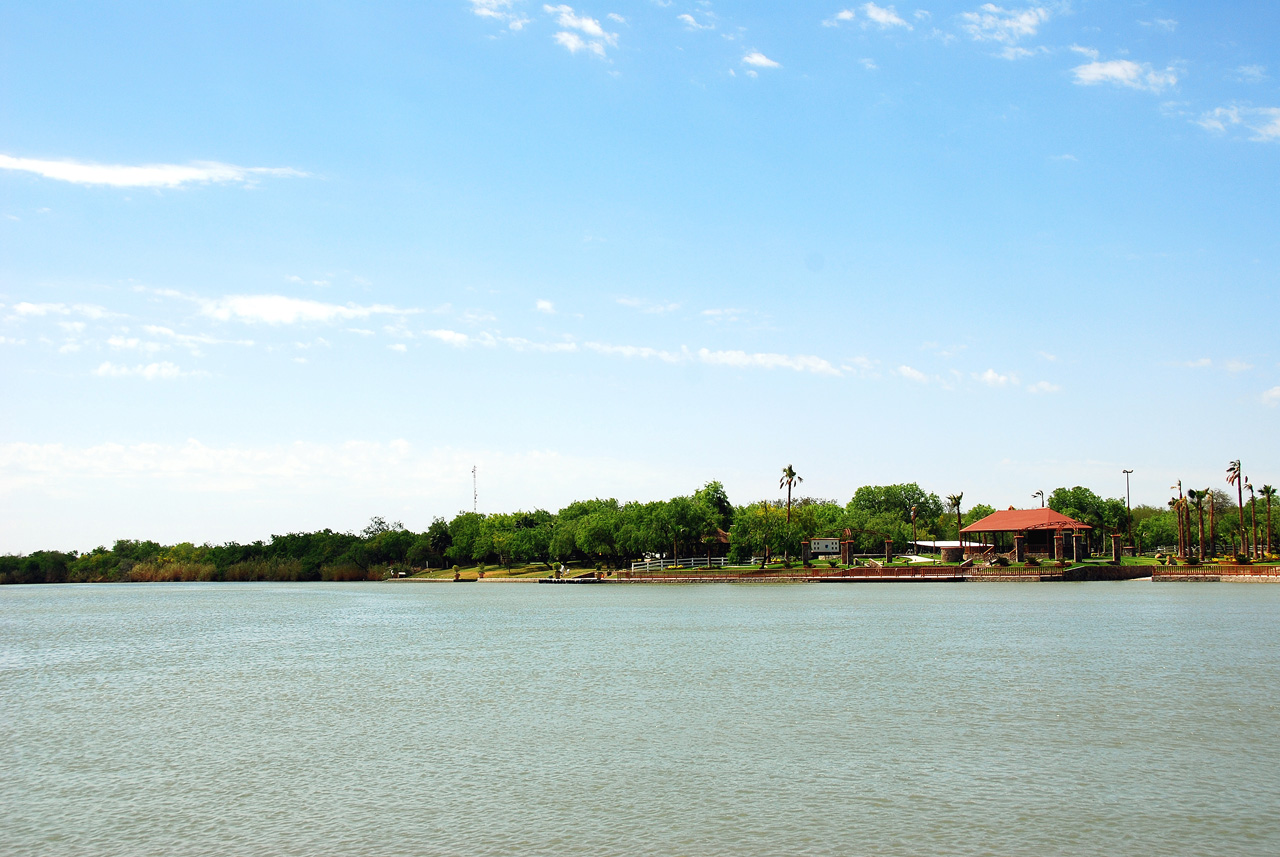 2013-04-04, 017, Rio Grande Riverboat trip, Resort, MX