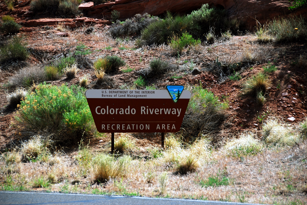 2013-05-30, 001, Rt 191, Colorado Riverway, UT