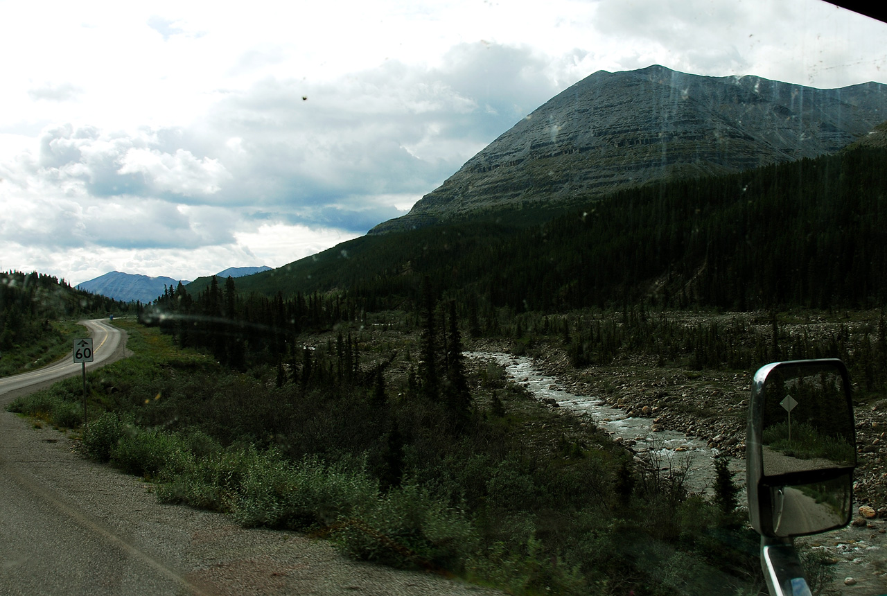 2013-07-28, 037, Alaskan Hwy Mile 0 - 496 BC, CA