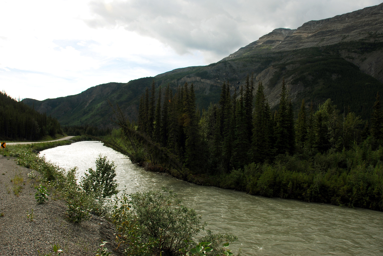 2013-07-28, 071, Alaskan Hwy Mile 0 - 496 BC, CA