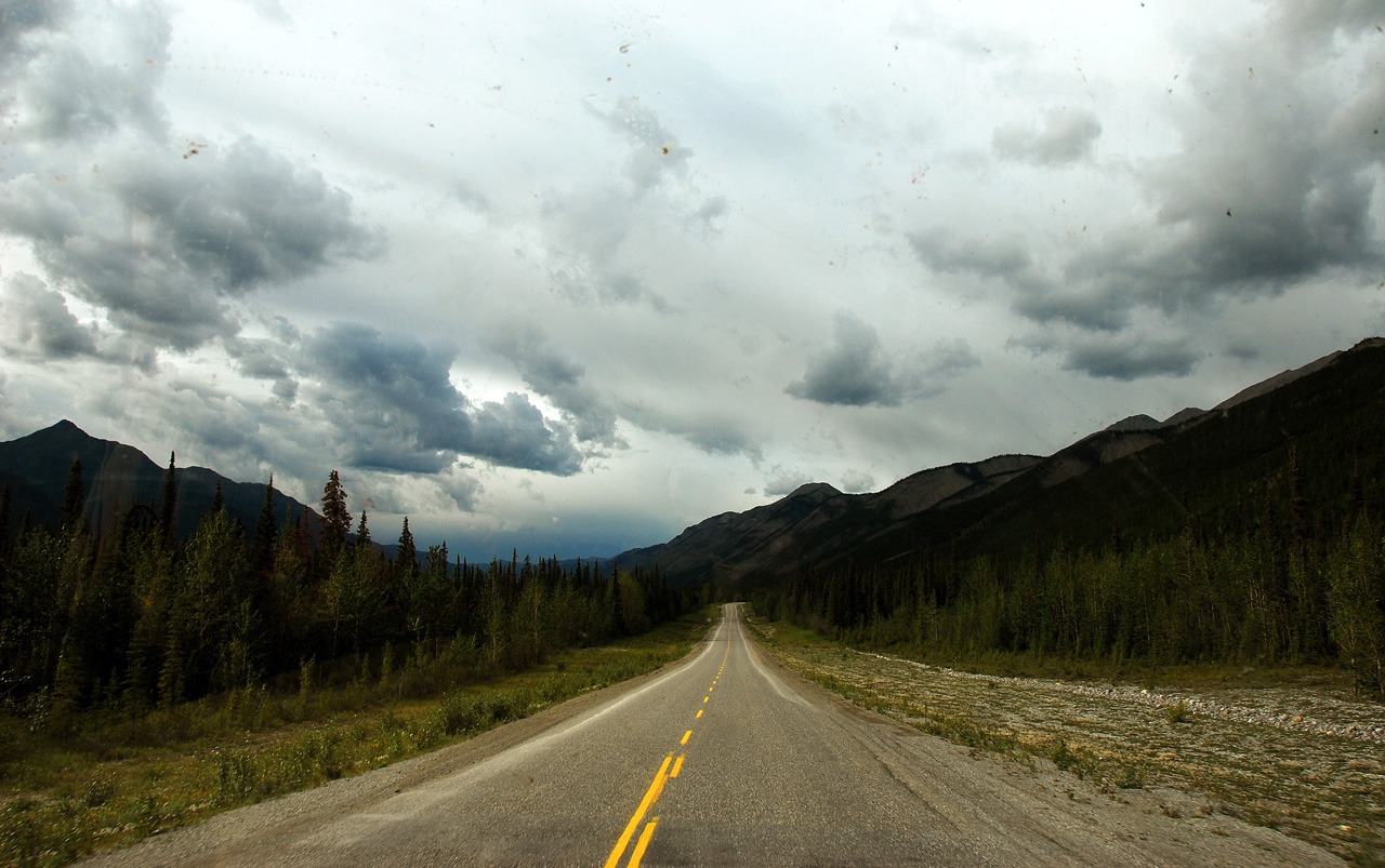 2013-07-28, 090, Alaskan Hwy Mile 0 - 496 BC, CA