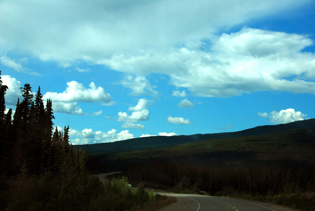 2013-07-29, 047, Alaskan Hwy Mile ... 981, BC-YT, CA