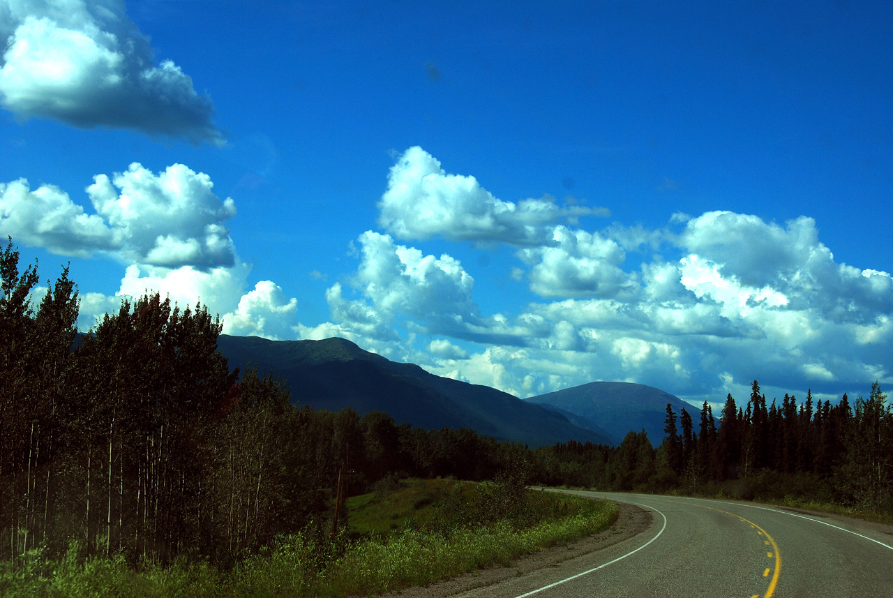 2013-07-29, 055, Alaskan Hwy Mile ... 981, BC-YT, CA